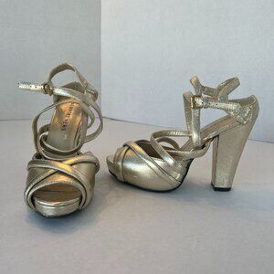 Newport News Women’s Metallic Gold Platform Heels Size 6